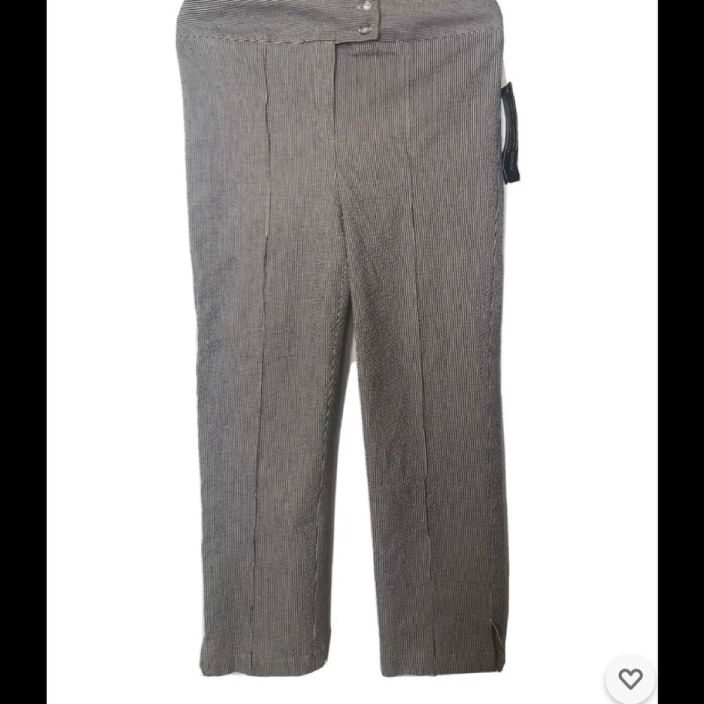 Women’s  Cropped Stretch Pants Seersucker Size 10 New With Tag EB01